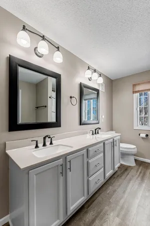 $280,000 | 3001 Juniper Lane, Unit H, Woodbury, MN 55125