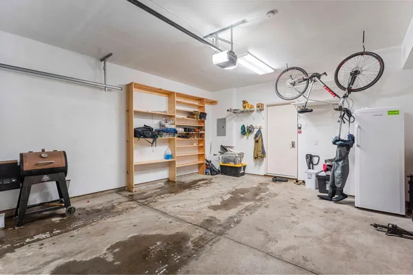 $280,000 | 3001 Juniper Lane, Unit H, Woodbury, MN 55125