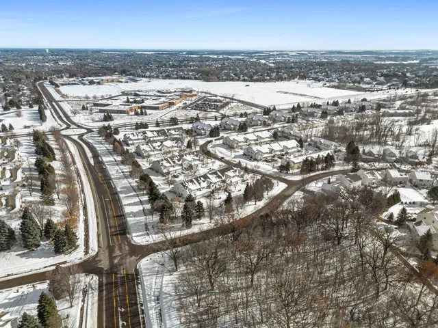 $290,000 | 3001 Juniper Lane, Unit H, Woodbury, MN 55125