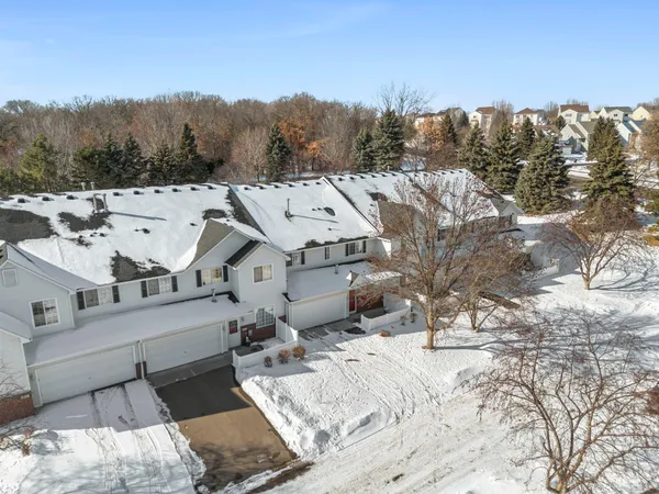 $280,000 | 3001 Juniper Lane, Unit H, Woodbury, MN 55125
