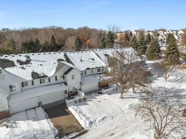 $290,000 | 3001 Juniper Lane, Unit H, Woodbury, MN 55125