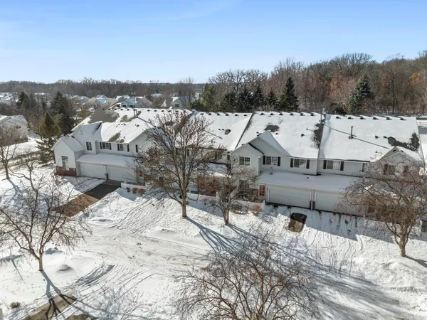 $280,000 | 3001 Juniper Lane, Unit H, Woodbury, MN 55125