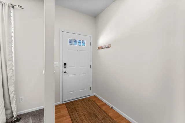 $290,000 | 3001 Juniper Lane, Unit H, Woodbury, MN 55125