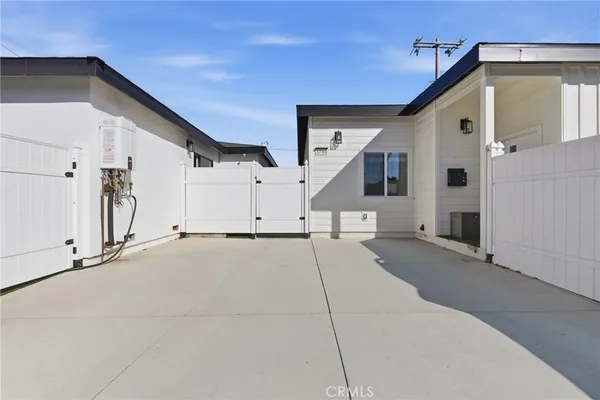 $1,891,100 | 3778-3780 Artesia Boulevard, Torrance, CA 90504
