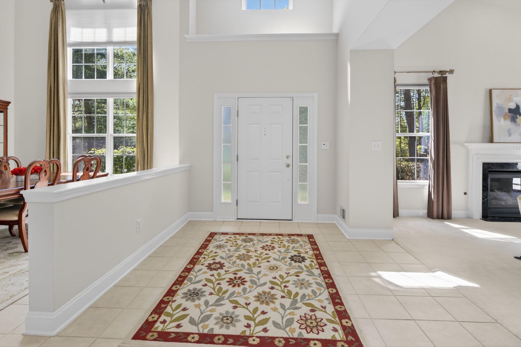 1 Warwick Road Princeton Junction, NJ 08550 - Photo 7 of 45 Bright and inviting 2 story entryway