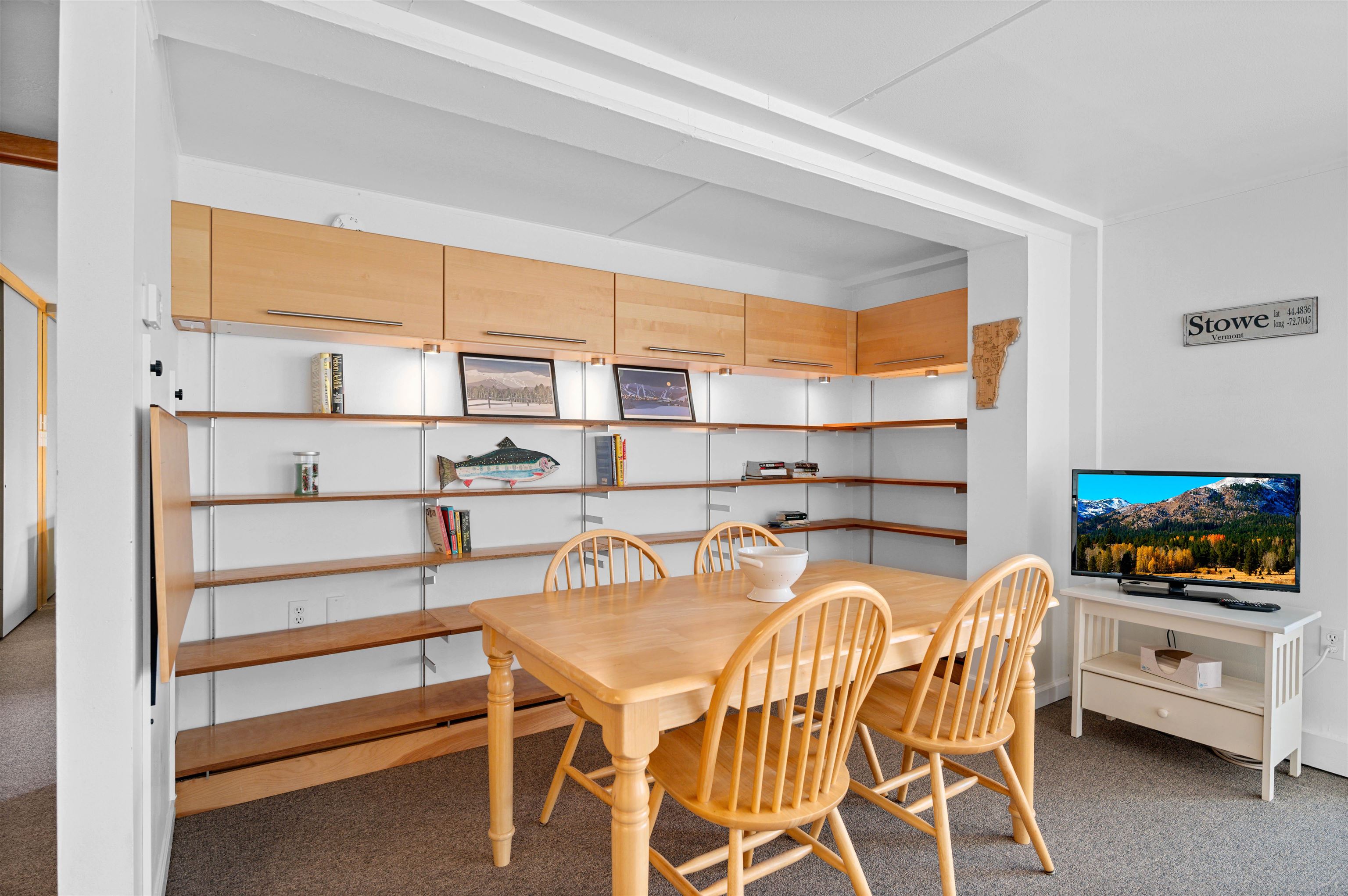 1309 Notchbrook Road, Unit 5 Stowe, VT 05672 - Photo 32 of 34 Gallery Image 32