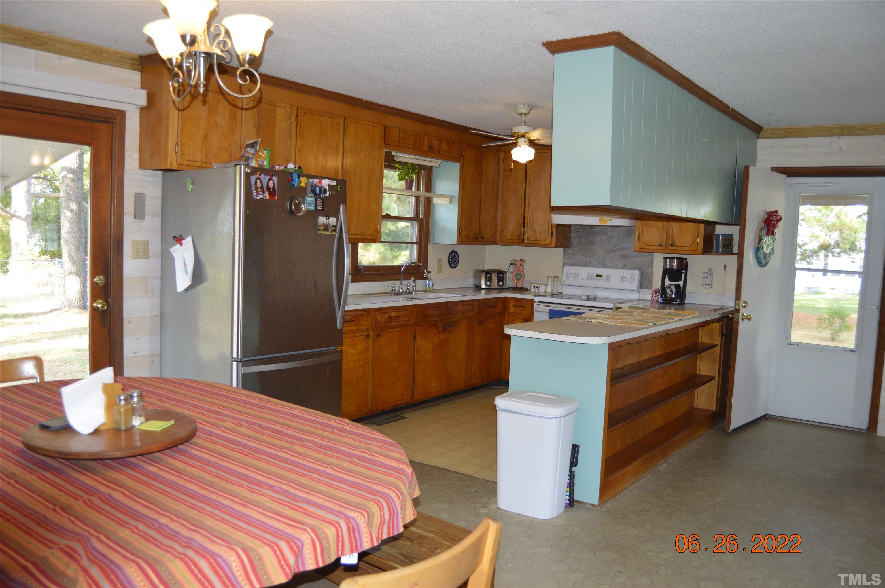 1273 Hinnant Road Selma, NC 27576 - Photo 4 of 23 Gallery Image 4