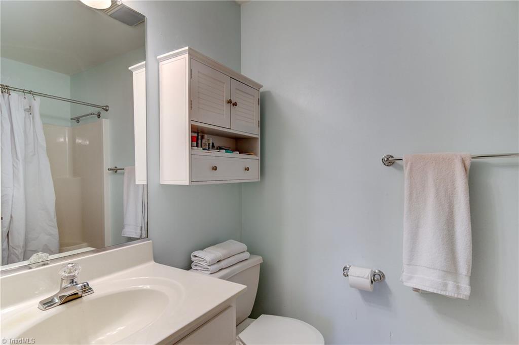 433 Timberline Ridge Court Winston-Salem, NC 27106 - Photo 15 of 20 Gallery Image 15