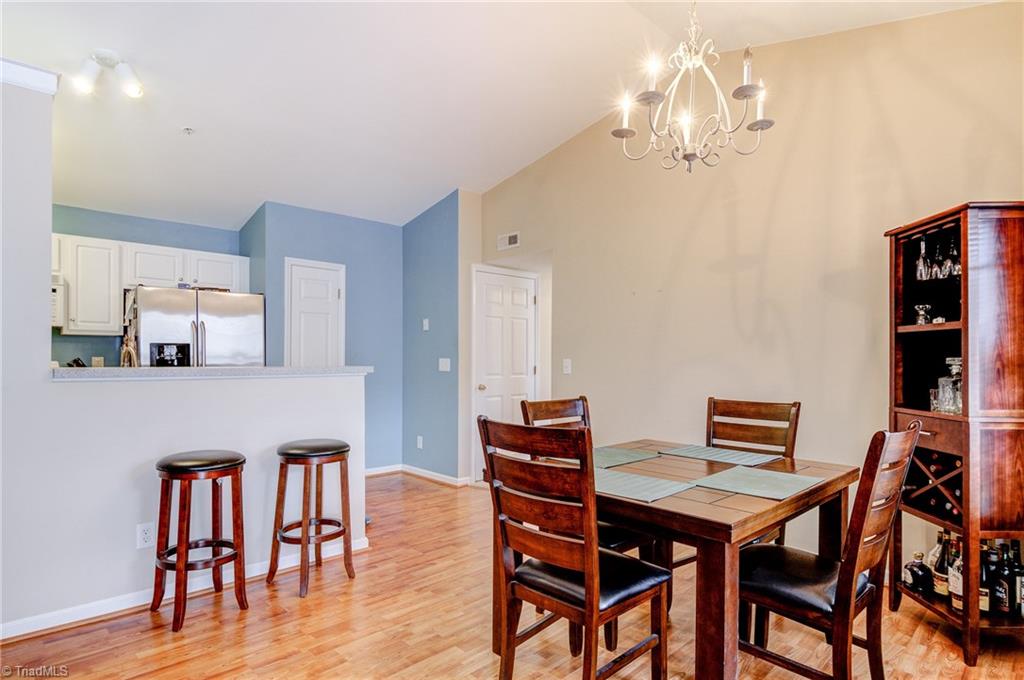 433 Timberline Ridge Court Winston-Salem, NC 27106 - Photo 7 of 20 Gallery Image 7