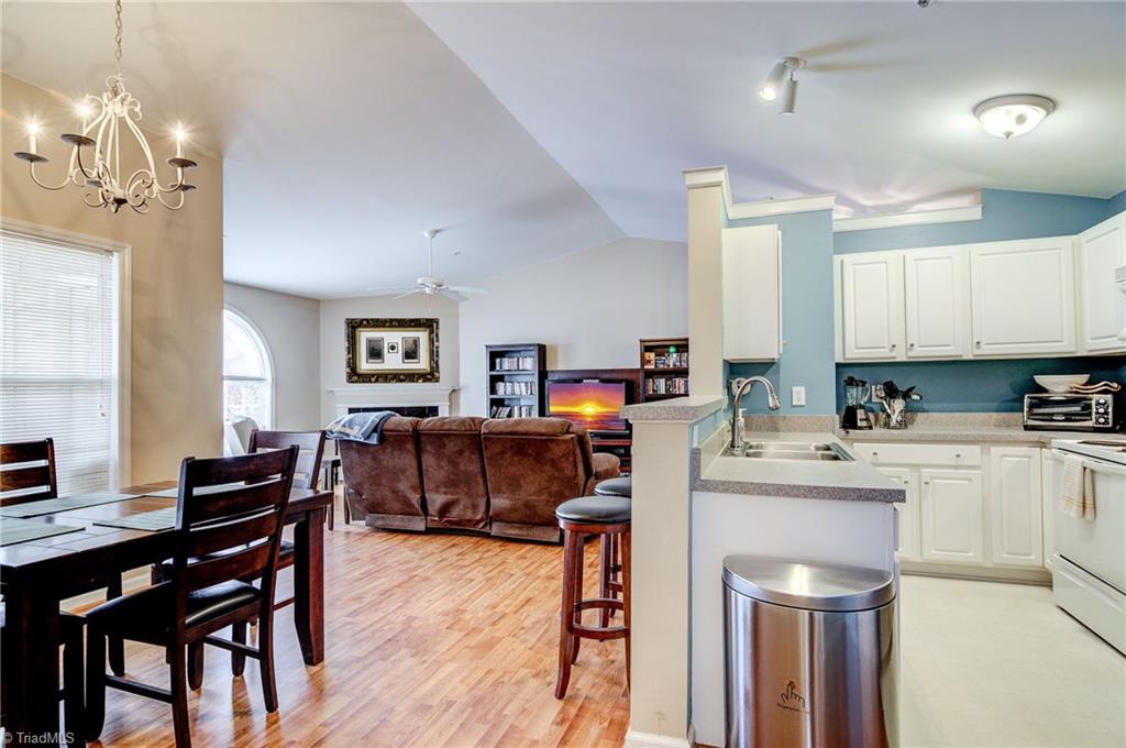 433 Timberline Ridge Court Winston-Salem, NC 27106 - Photo 8 of 20 Gallery Image 8