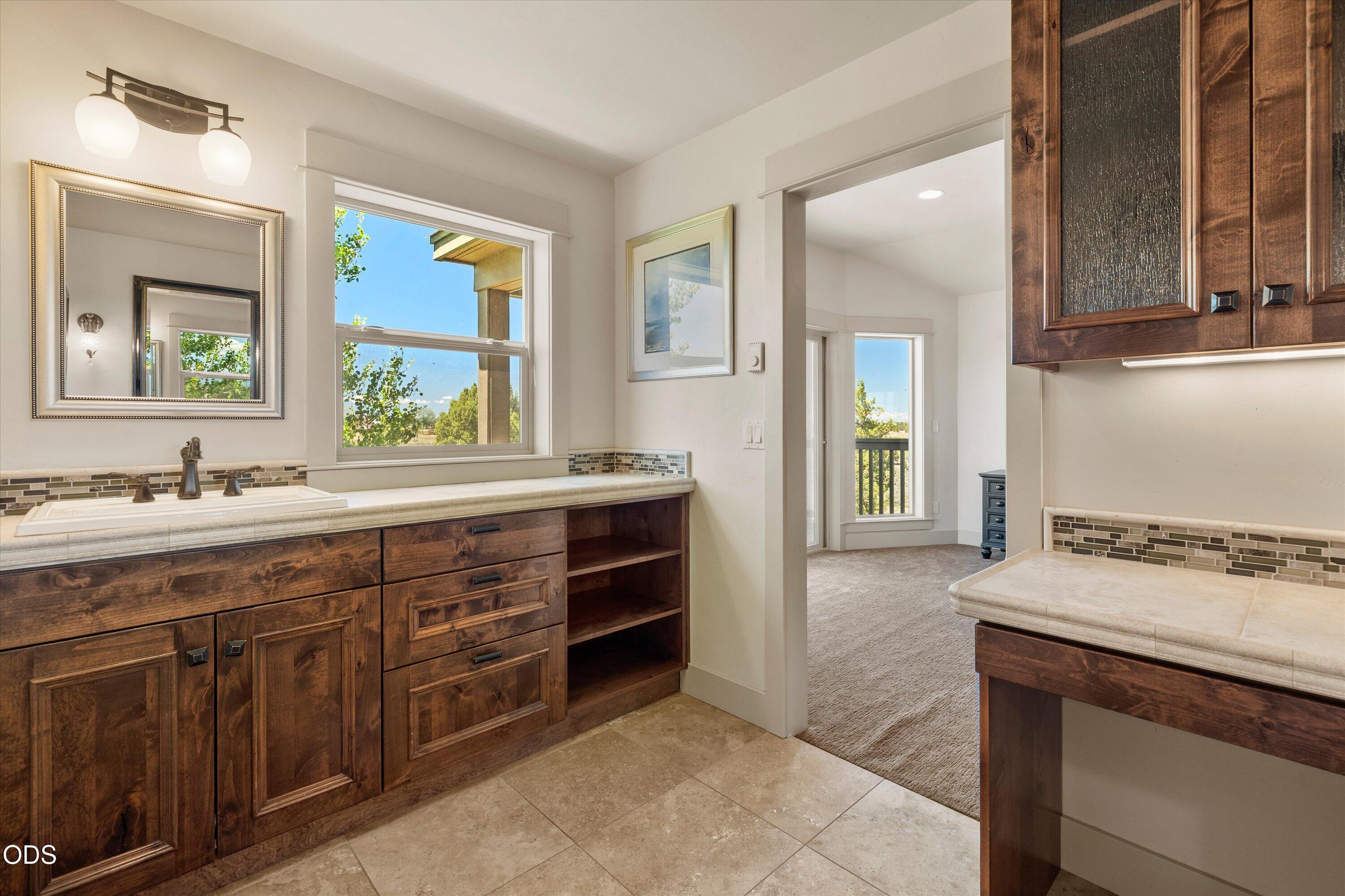 24442 Dodds Road Bend, OR 97701 - Photo 39 of 78 Gallery Image 39