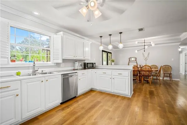 $285,000 | 5801 Whispering Pines Loop, Pineville, LA 71360