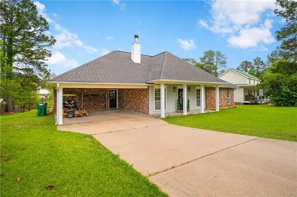 $285,000 | 5801 Whispering Pines Loop, Pineville, LA 71360