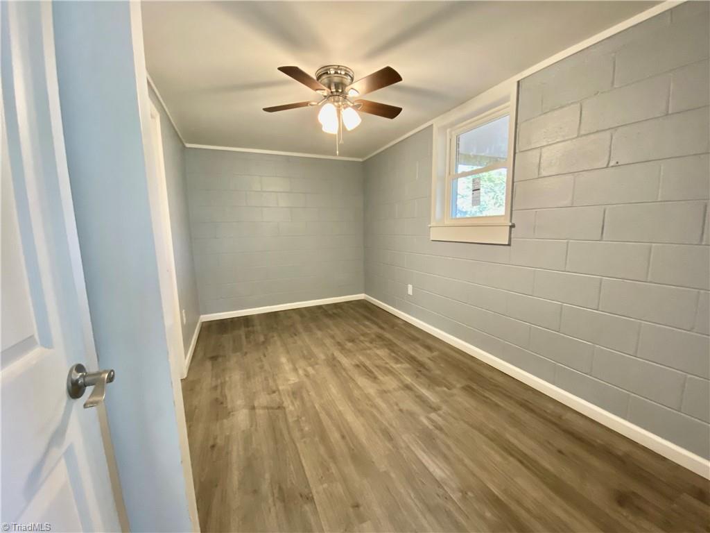 121 West Walker Road Elkin, NC 28621 - Photo 6 of 10 Gallery Image 6