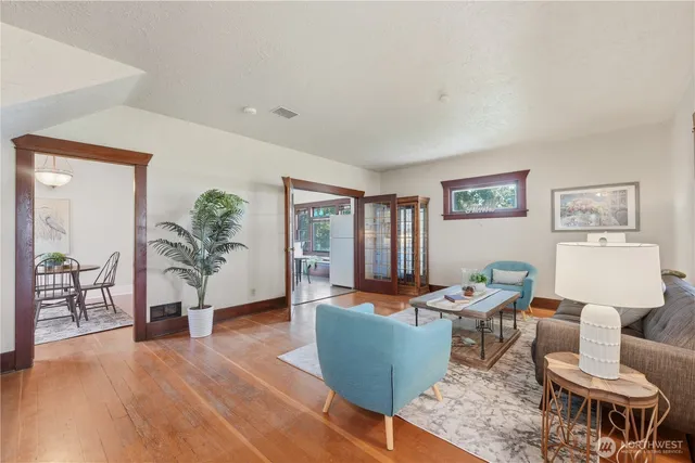 $399,999 | 10901 North Pioneer Road, Prosser, WA 99350