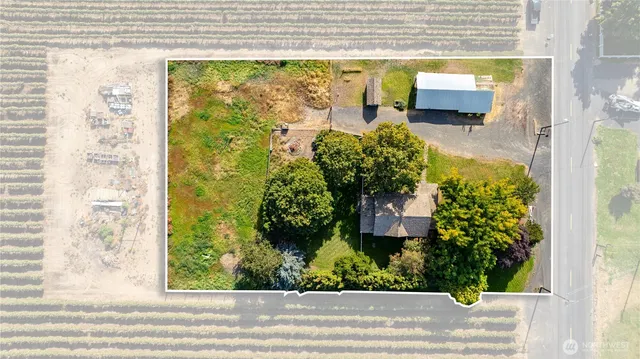 $399,999 | 10901 North Pioneer Road, Prosser, WA 99350