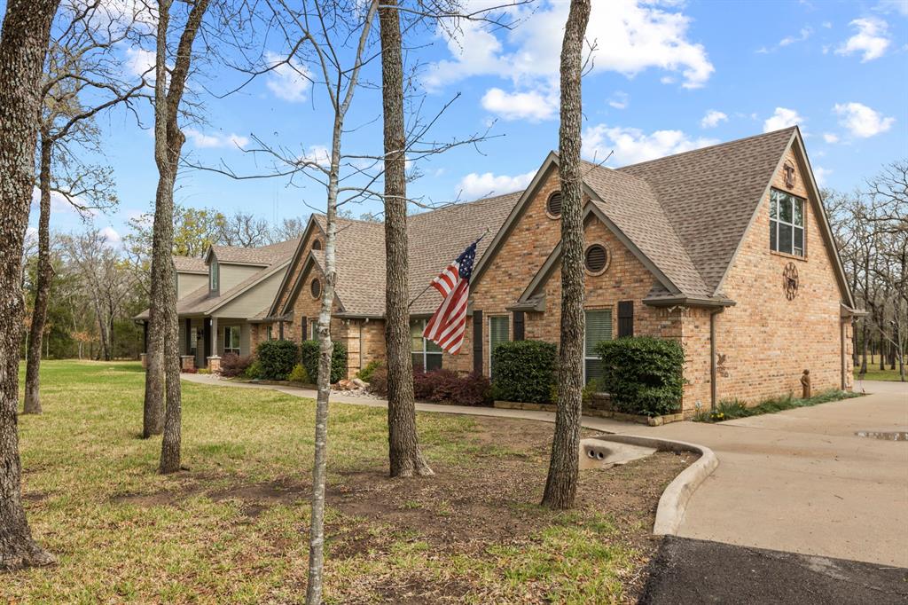 6675 County Road 2560 Quinlan, TX 75474 - Photo 3 of 40