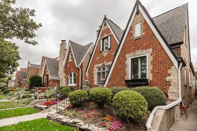 $429,700 | 6035 North Mason Avenue, Chicago, IL 60646