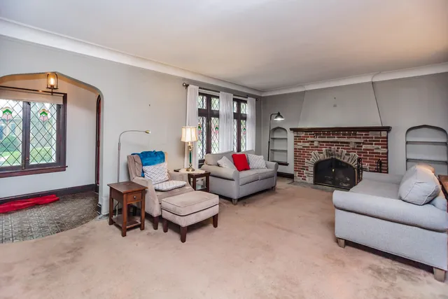 $429,700 | 6035 North Mason Avenue, Chicago, IL 60646