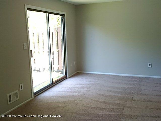 2 Owl Road Howell, NJ 07731 - Photo 6 of 12 unflagged_013