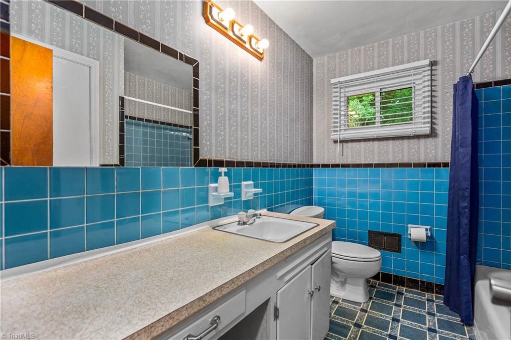 4106 Whitfield Road Winston-Salem, NC 27105 - Photo 16 of 25 Gallery Image 16