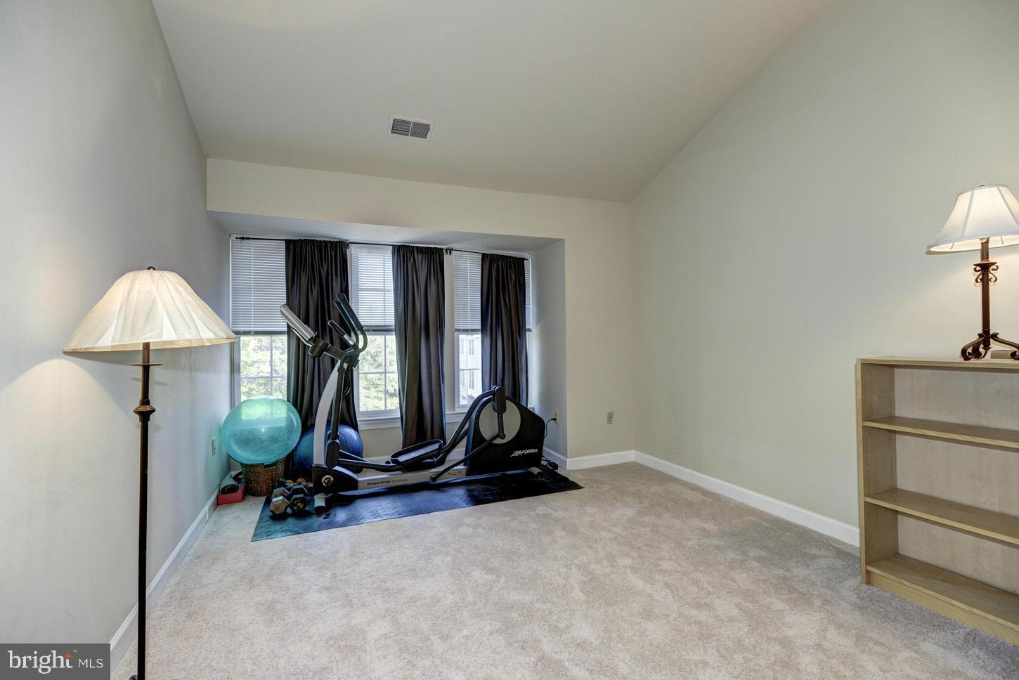 2134 Chippewa Place Silver Spring, MD 20906 - Photo 14 of 20 Bedroom