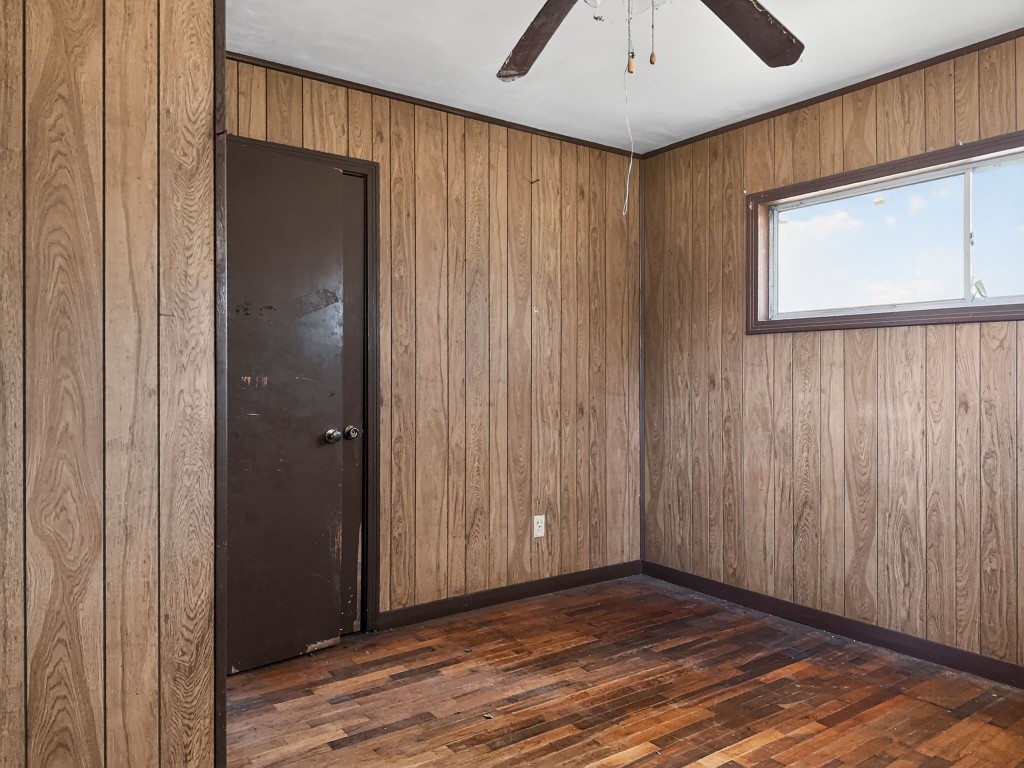 2029 9th Street High Island, TX 77623 - Photo 15 of 30