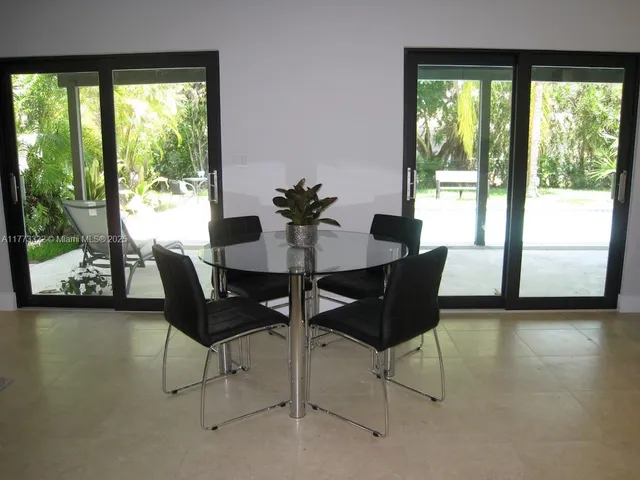 $1,898,000 | 7125 Southwest 120th Street, Pinecrest, FL 33156