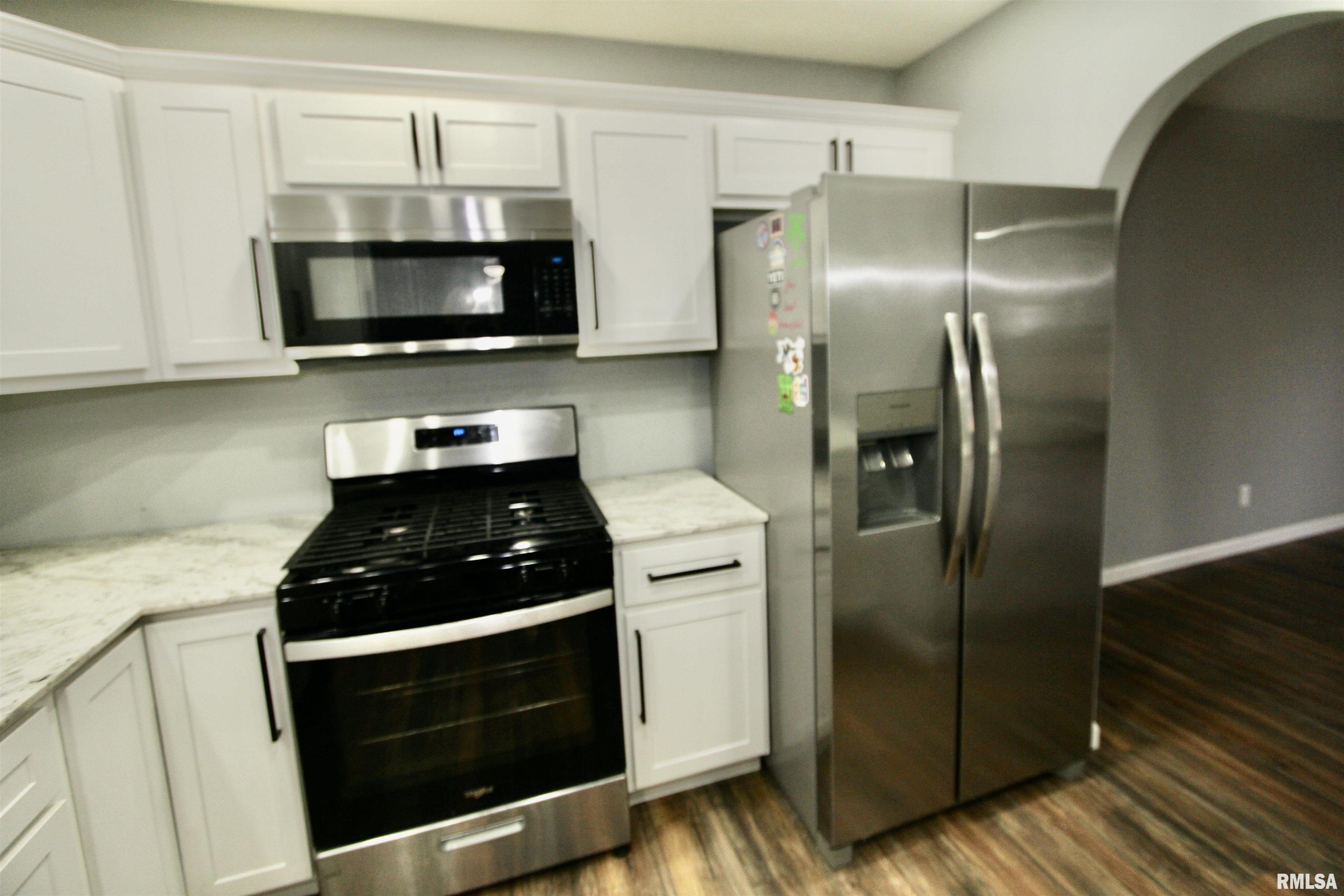 103 Esser Street Washington, IL 61571 - Photo 17 of 78