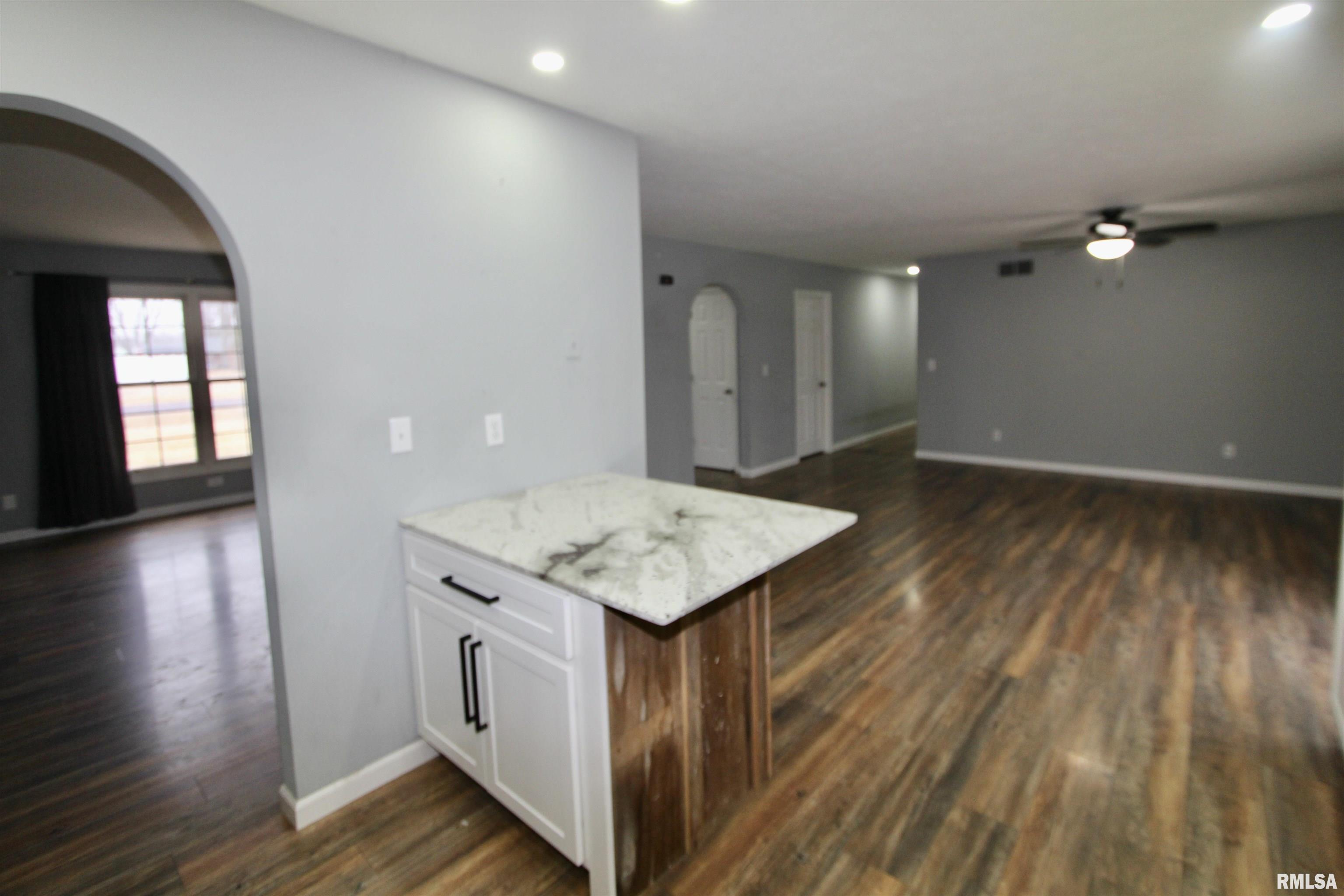 103 Esser Street Washington, IL 61571 - Photo 21 of 78