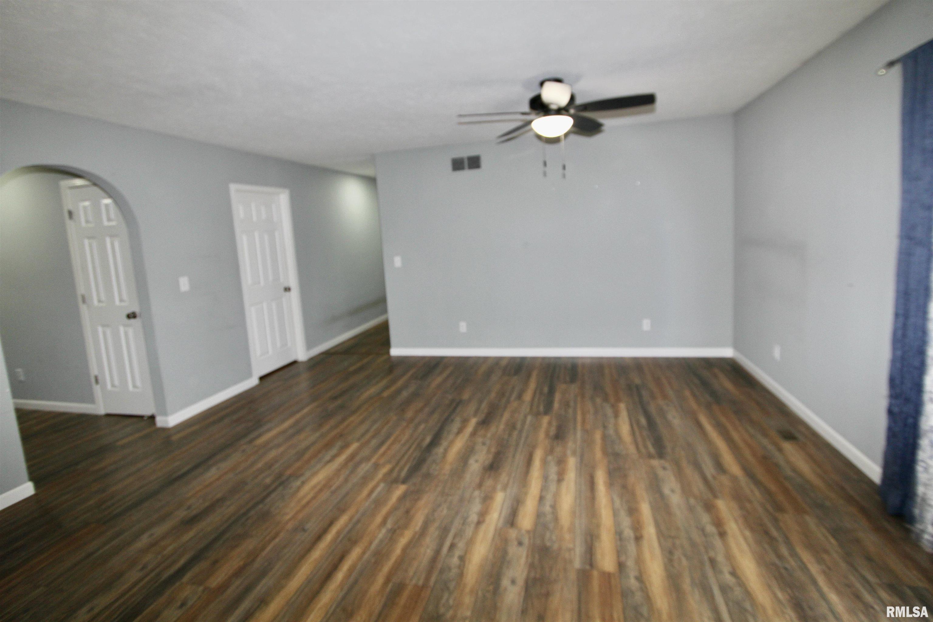 103 Esser Street Washington, IL 61571 - Photo 24 of 78