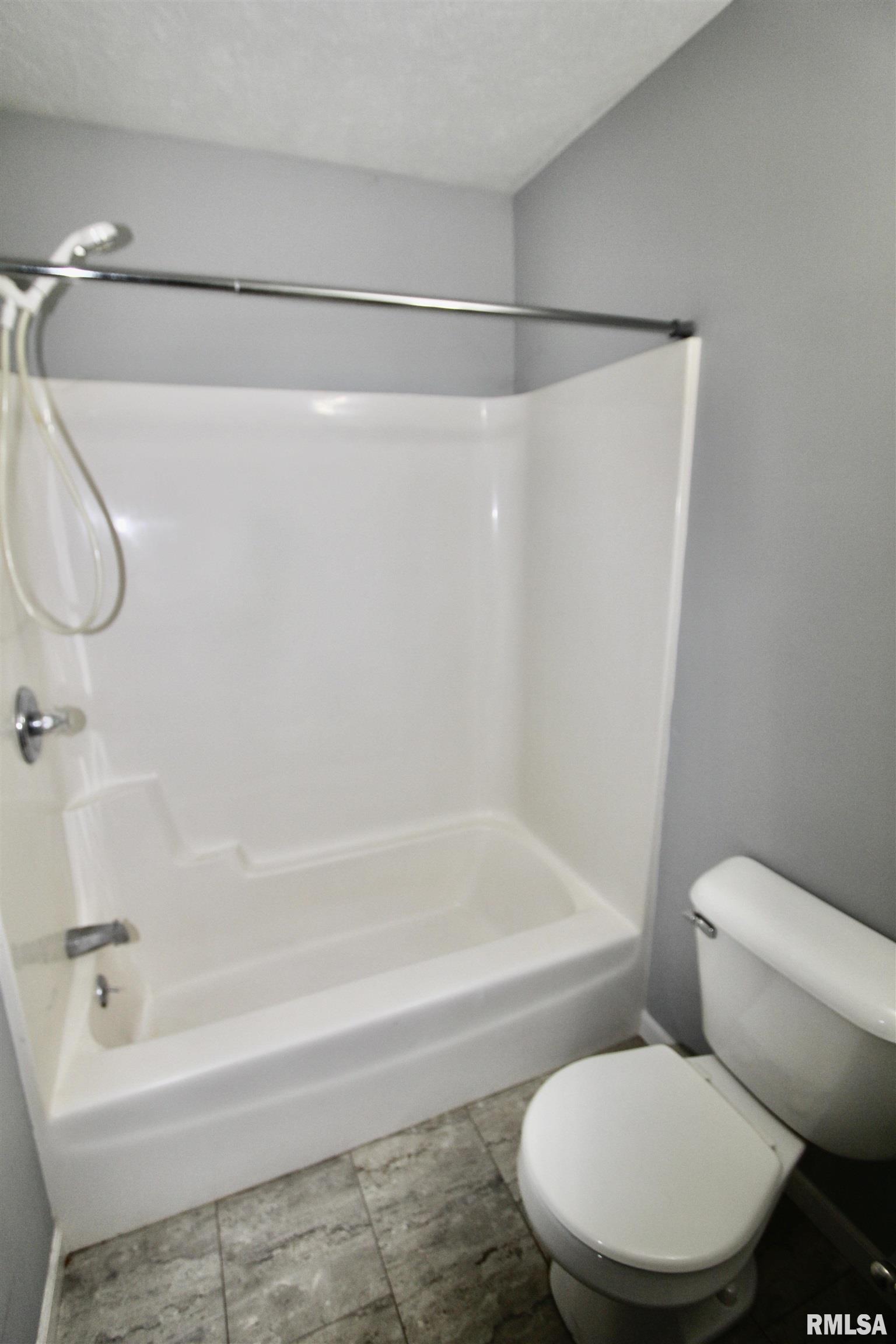 103 Esser Street Washington, IL 61571 - Photo 33 of 78