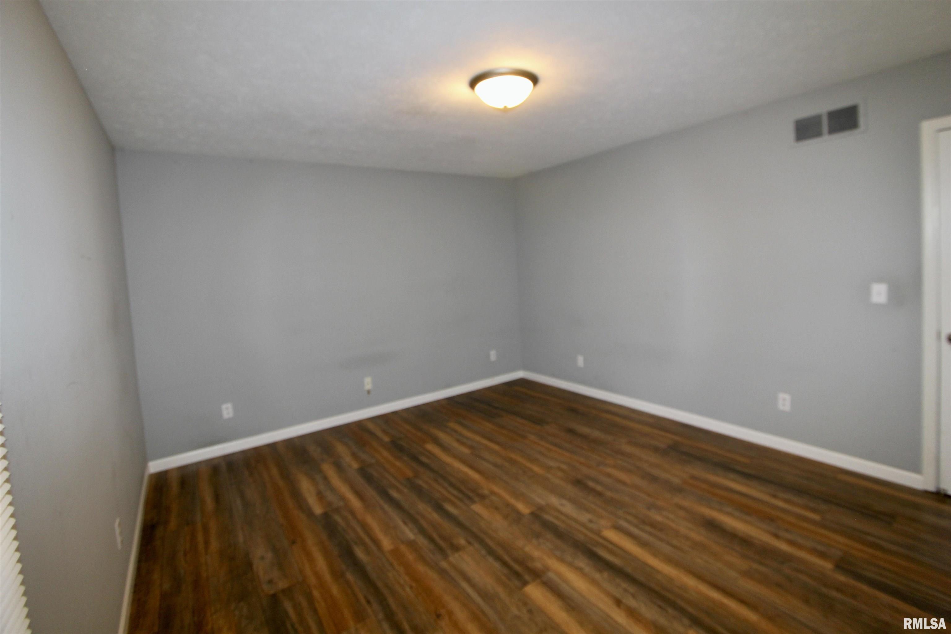 103 Esser Street Washington, IL 61571 - Photo 41 of 78