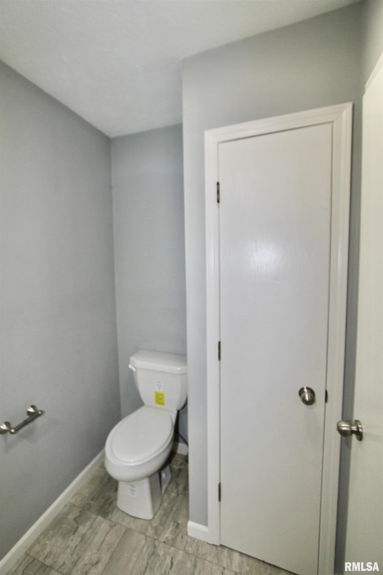 103 Esser Street Washington, IL 61571 - Photo 49 of 78