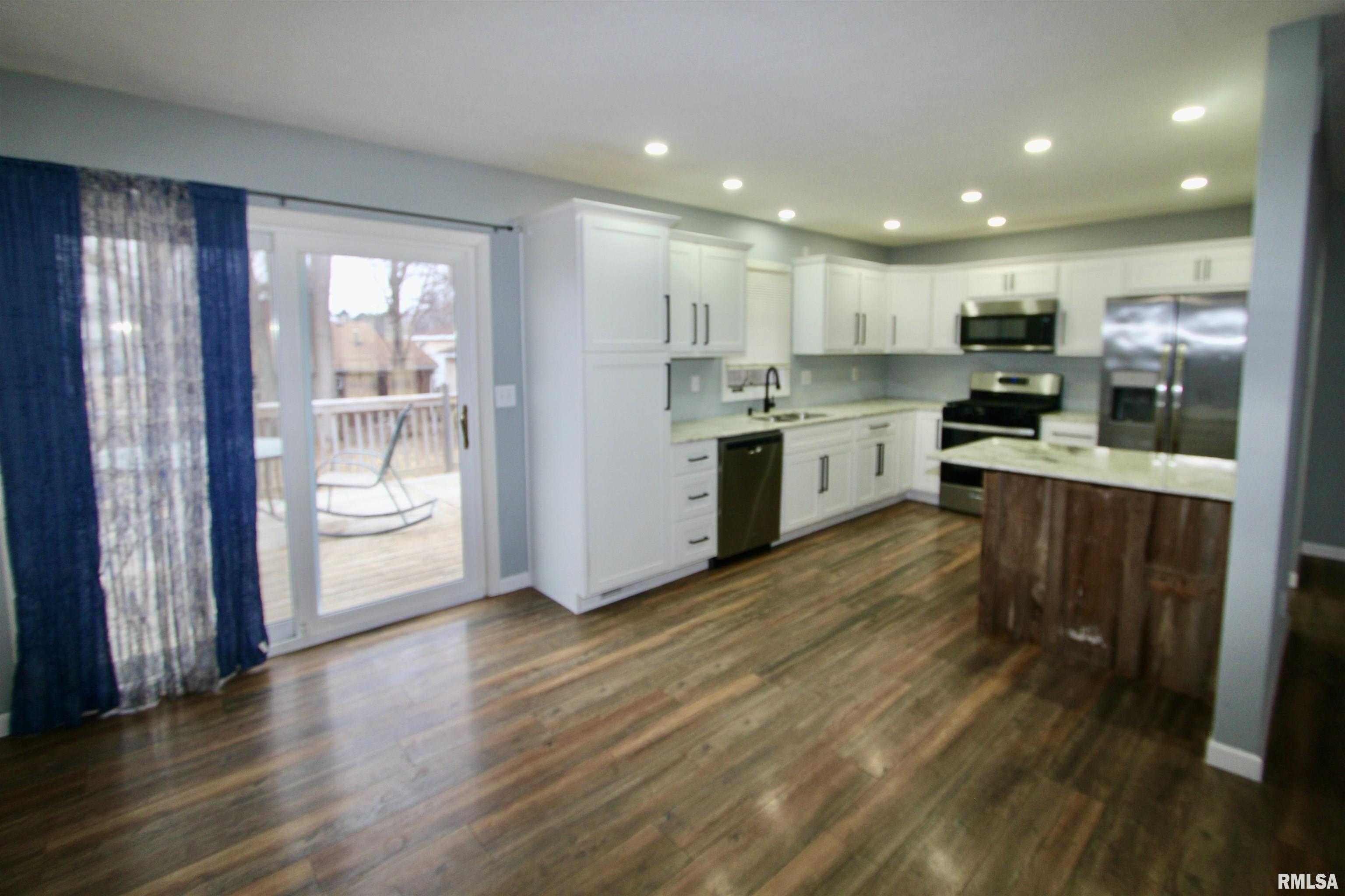 103 Esser Street Washington, IL 61571 - Photo 10 of 78