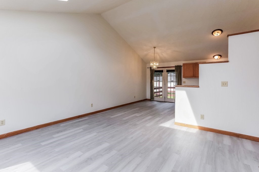 234 Arnold Avenue Springfield, MA 01119 - Photo 4 of 20 Gallery Image 4