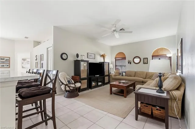 $780,000 | 719 Teton Court, Naples, FL 34104