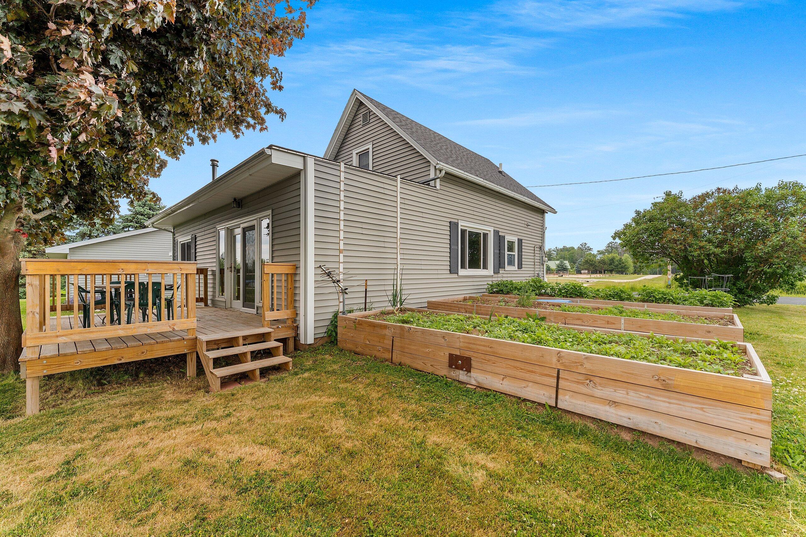 618 Norstad Road Cato, WI 54220 - Photo 39 of 47 009-618NorstadRoad-Manitowoc-WI-54220-SM