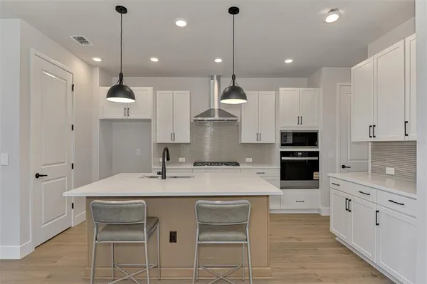 $3,700 | 2821 Marrakesh Lane, Sarasota, FL 34234