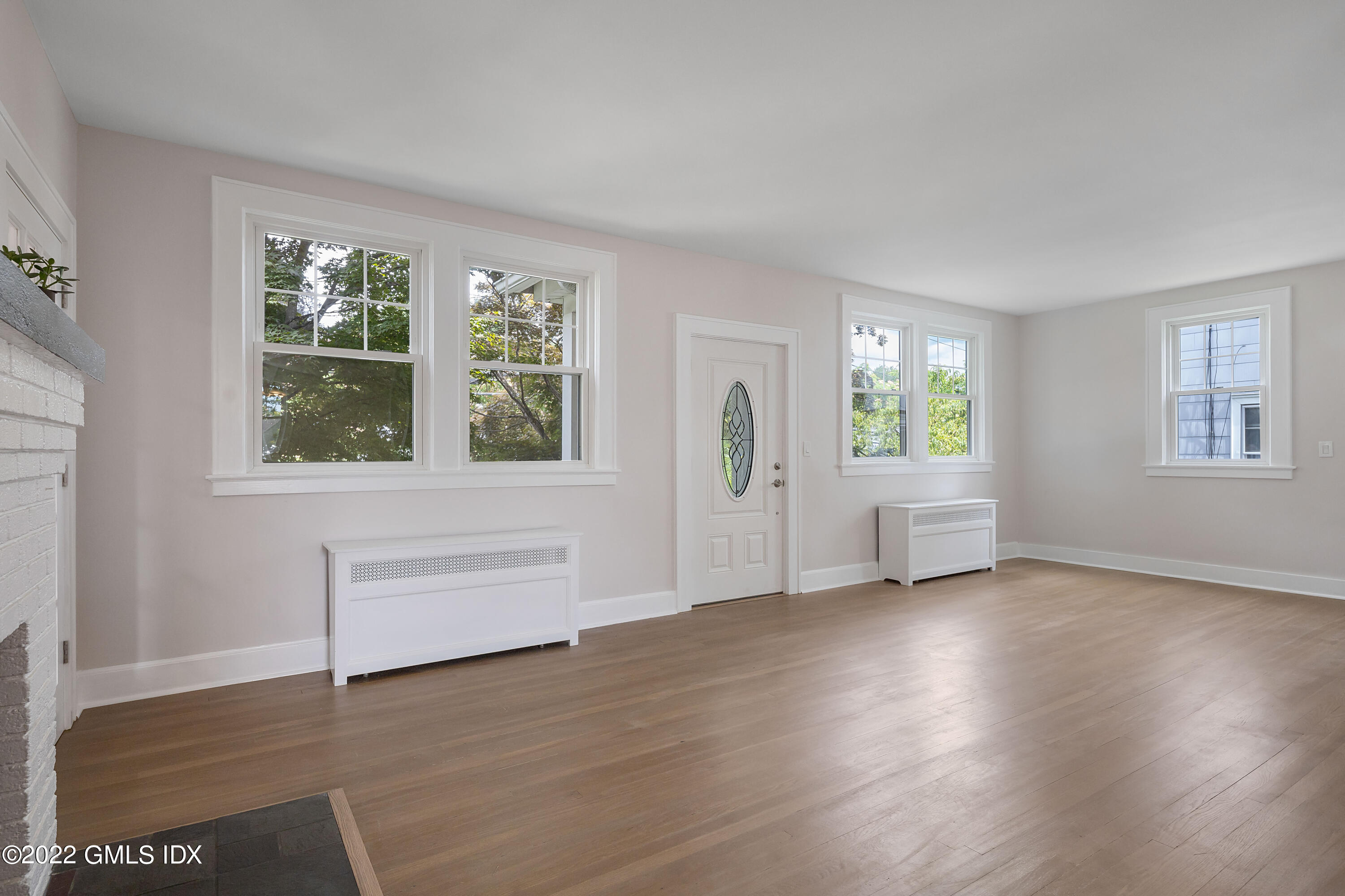 287 Glenbrook Road Stamford, CT 06906 - Photo 7 of 37 287 Glenbrook Rd, Stamford, CT 06906-9
