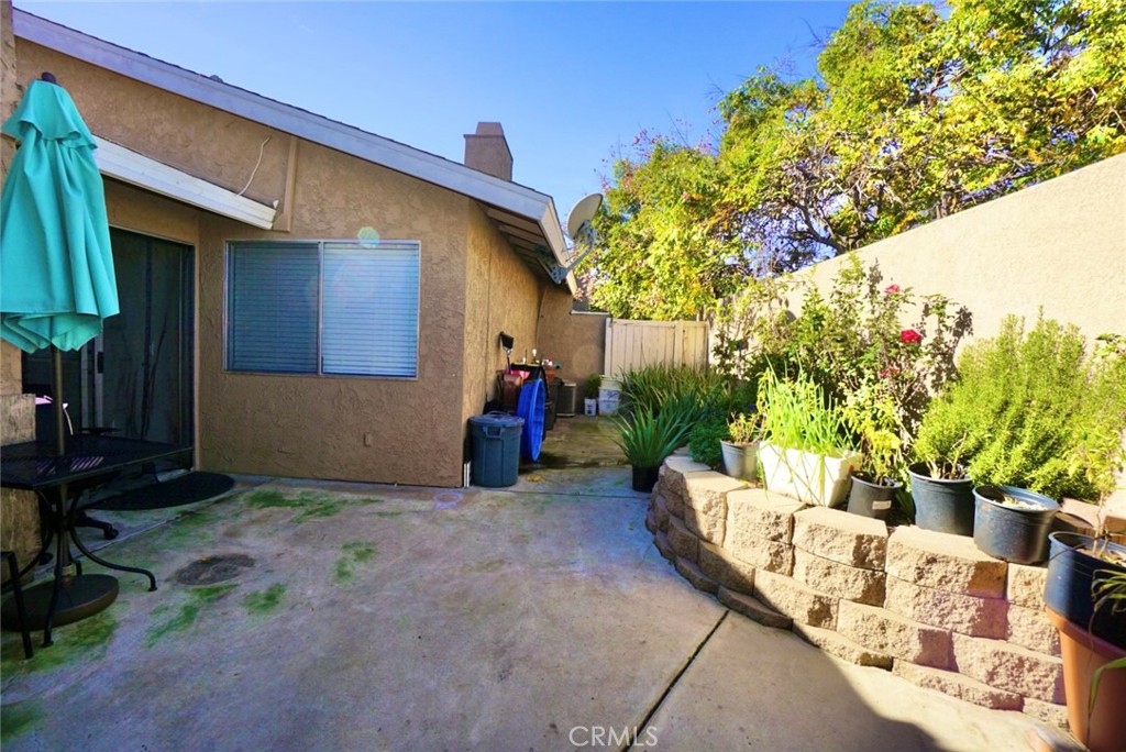 44557 La Paz Road Temecula, CA 92592 - Photo 22 of 24 a view of a house with a patio