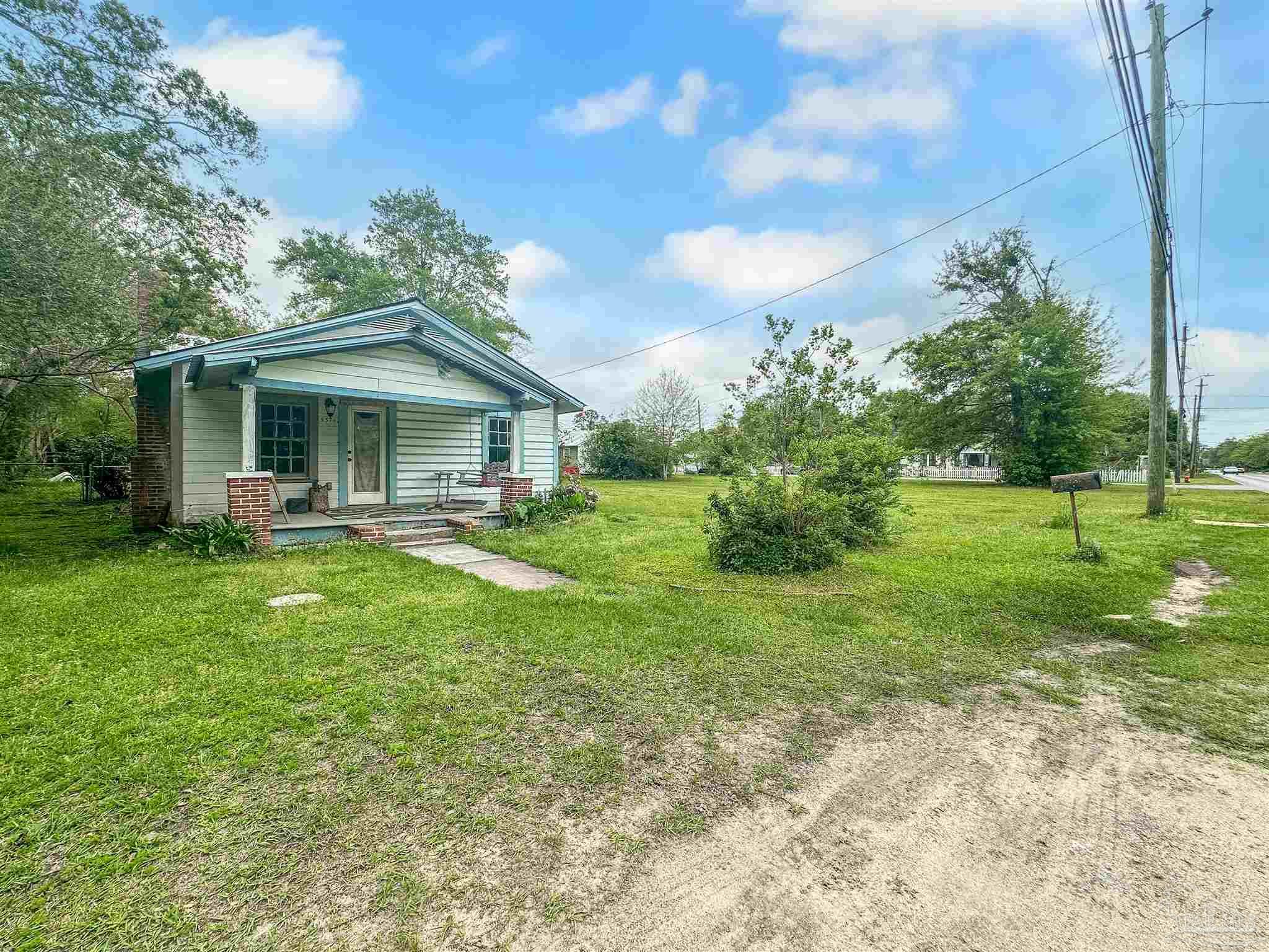 5378 Alabama Street Milton, FL 32570 - Photo 3 of 14