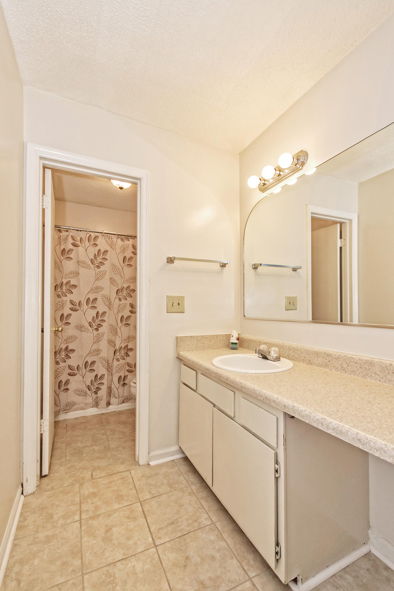 719 Temple Road, Unit A Ladson, SC 29456 - Photo 27 of 33 DSC_0089