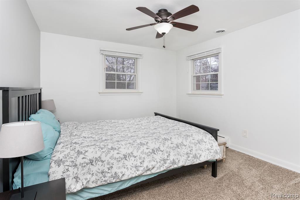 30323 Wicklow Road Farmington Hills, MI 48334 - Photo 20 of 33