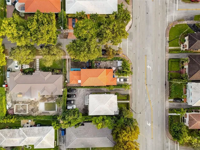 $3,800 | 400 Cadima Avenue, Coral Gables, FL 33134