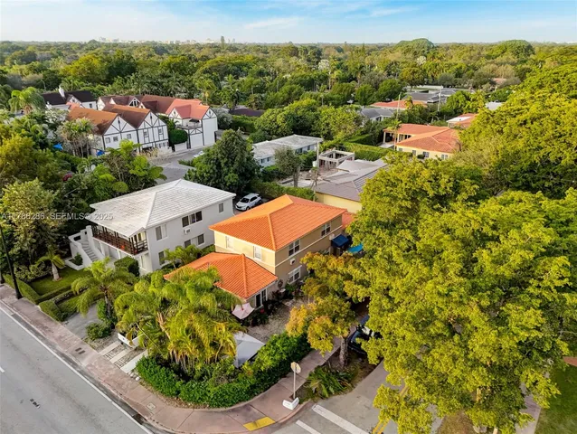 $3,800 | 400 Cadima Avenue, Coral Gables, FL 33134