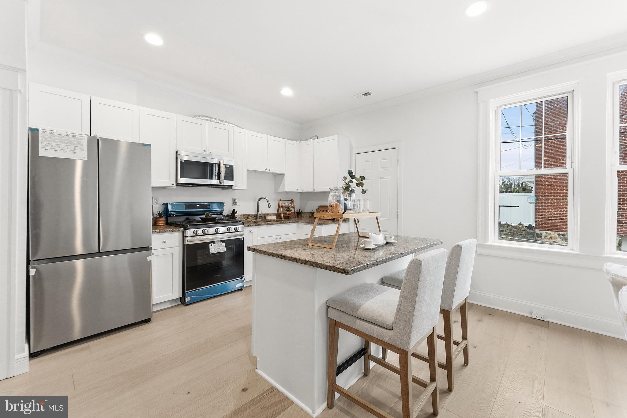 15 South Tremont Road Baltimore, MD 21229 - Photo 16 of 26