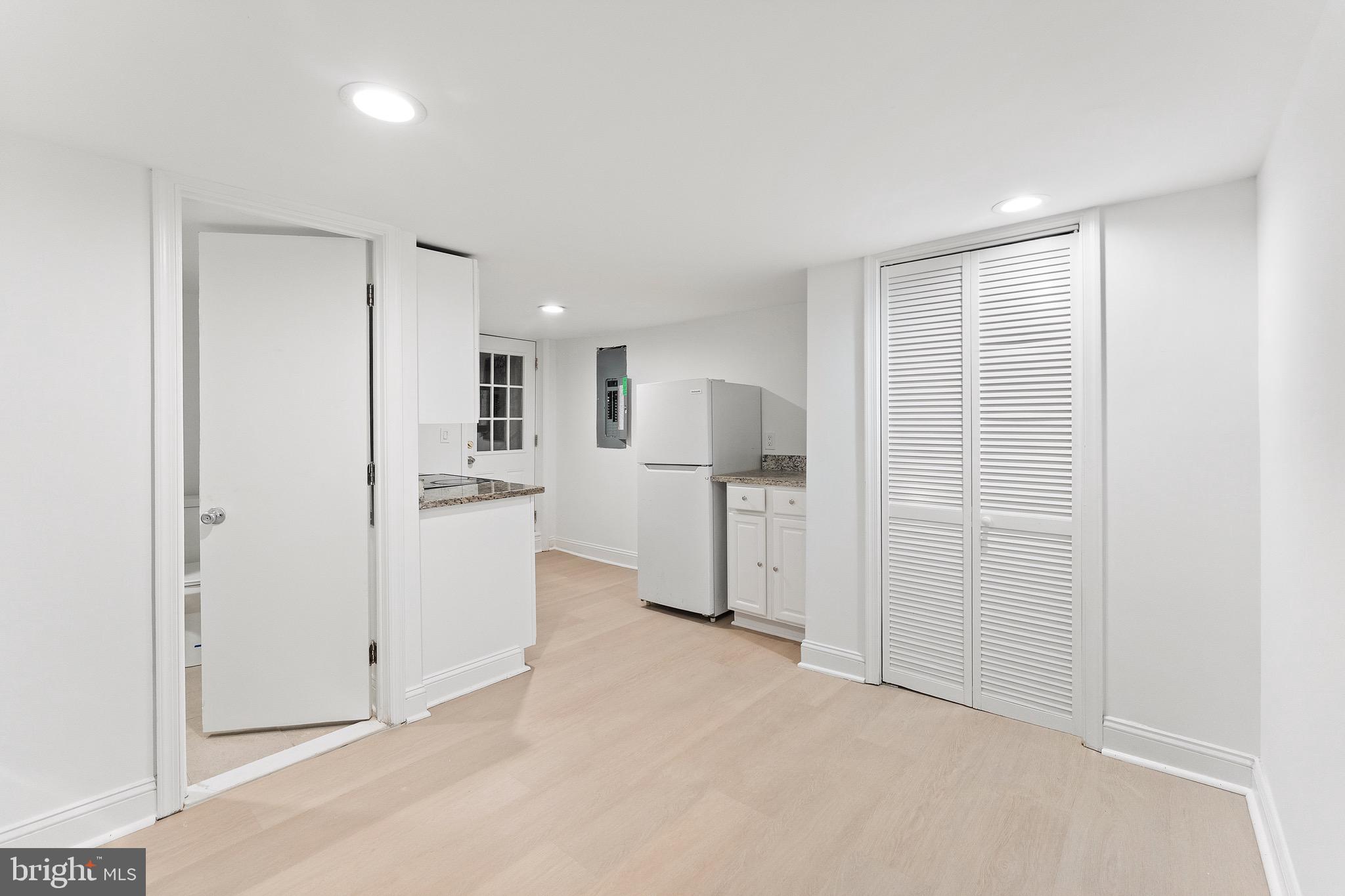 15 South Tremont Road Baltimore, MD 21229 - Photo 19 of 26