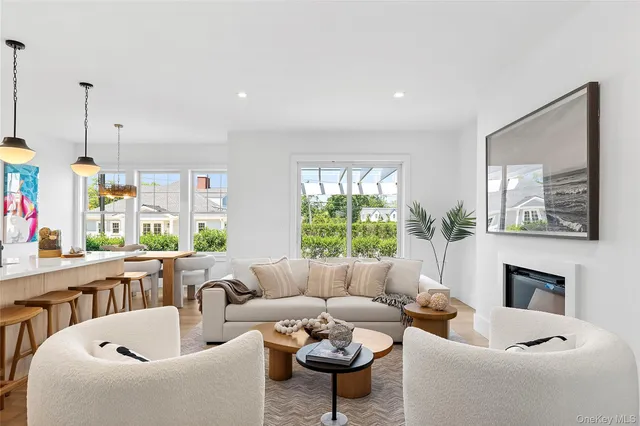 $1,399,000 | 12 Depot, Unit 103 (PEARL WAY), Westhampton Beach, NY 11978