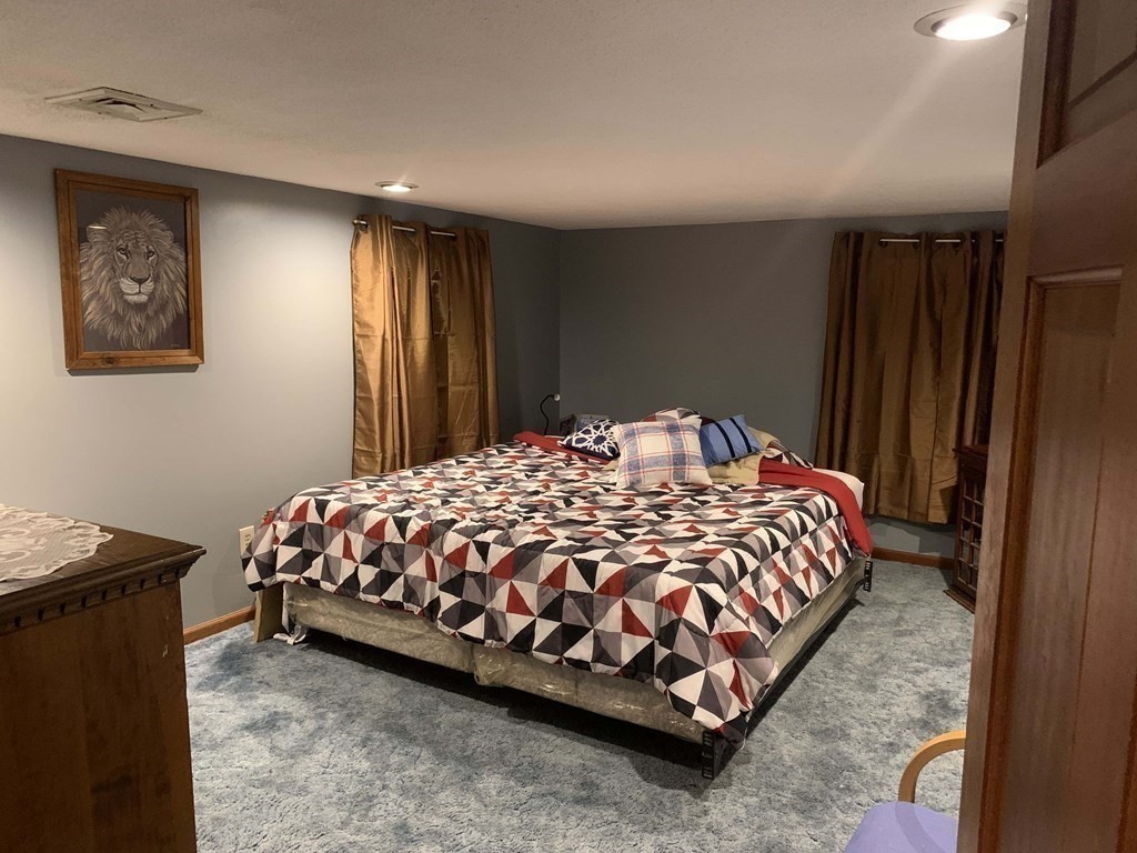 100 Harmon Avenue Springfield, MA 01118 - Photo 9 of 42 Gallery Image 9